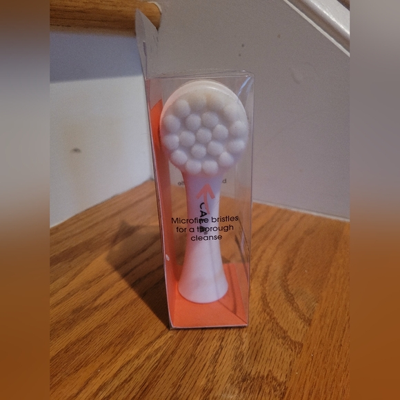 NEW Cala Facial Cleansing Brush Dual Action - Picture 3 of 4